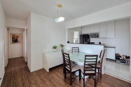 Apartamento à venda com 80m², 3 quartos e 1 vagaSala