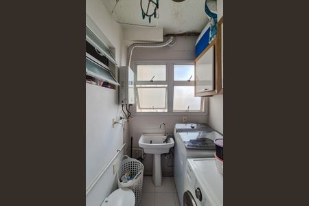 Apartamento à venda com 80m², 3 quartos e 1 vagaÁrea de Serviço