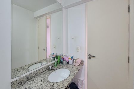 Apartamento à venda com 80m², 3 quartos e 1 vagaBanheiro Social