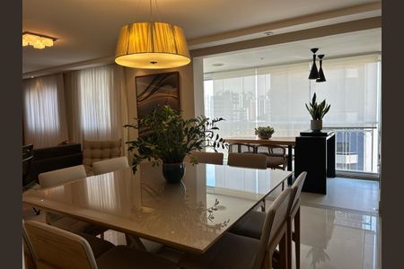 Apartamento à venda com 3 quartos, 143m² em Indianópolis, São Paulo