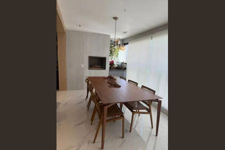 Apartamento à venda com 2 quartos, 100m² em Campo Belo, São Paulo