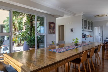 Apartamento à venda com 4 quartos, 530m² em Alto de Pinheiros, São Paulo