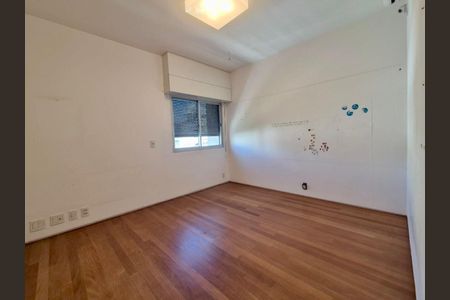 Apartamento à venda com 4 quartos, 252m² em Moema, São Paulo