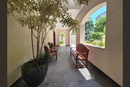 Apartamento à venda com 252m², 4 quartos e 4 vagas