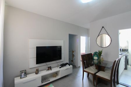 Sala de apartamento à venda com 2 quartos, 50m² em São João Batista, Belo Horizonte