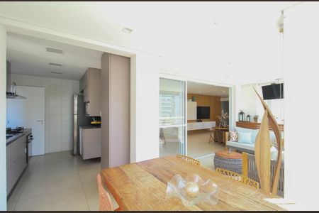 Apartamento à venda com 142m², 3 quartos e 2 vagasVaranda Sala