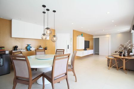 Apartamento à venda com 142m², 3 quartos e 2 vagasSala