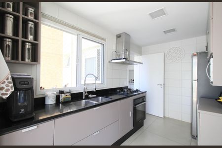 Apartamento à venda com 142m², 3 quartos e 2 vagasCozinha
