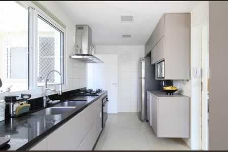 Apartamento à venda com 142m², 3 quartos e 2 vagasCozinha