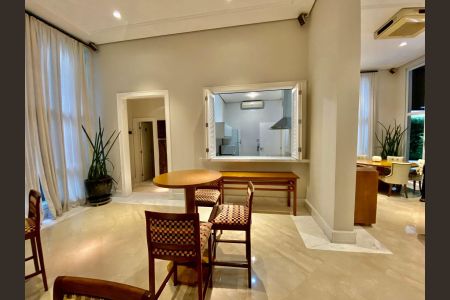 Apartamento à venda com 2 quartos, 162m² em Moema, São Paulo