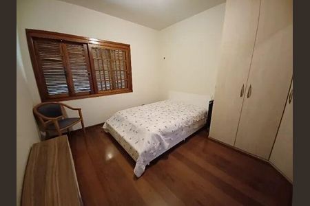 Casa à venda com 4 quartos, 320m² em Residencial Dez (Alphaville), Santana de Parnaíba