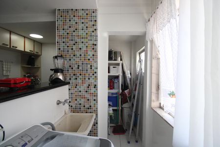 Apartamento à venda com 93m², 3 quartos e 1 vagaÁrea de serviço