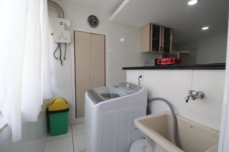 Apartamento à venda com 93m², 3 quartos e 1 vagaÁrea de serviço