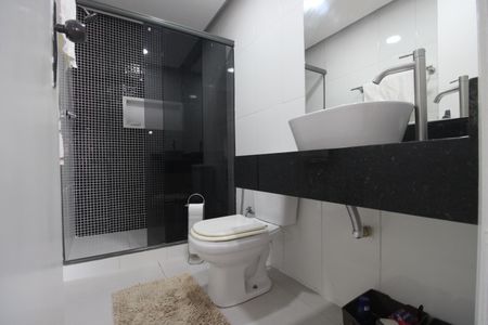 Apartamento à venda com 93m², 3 quartos e 1 vagaBanheiro social
