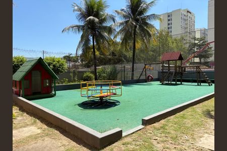 Apartamento à venda com 93m², 3 quartos e 1 vaga Apartamento à venda com 93m², 3 quartos e 1 vagaÁrea comum - Playground