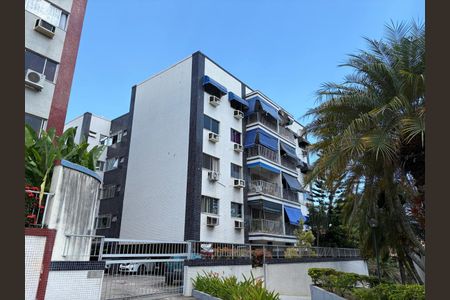 Apartamento à venda com 93m², 3 quartos e 1 vaga Apartamento à venda com 93m², 3 quartos e 1 vagaFachada do bloco