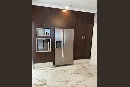 Apartamento à venda com 250m², 3 quartos e 2 vagas