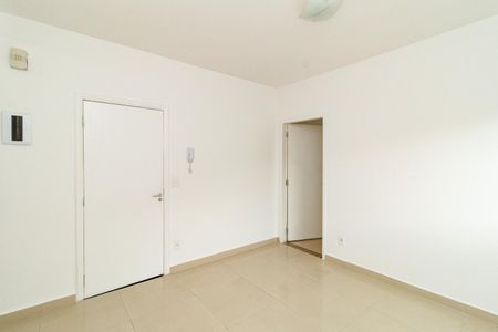 Sala de apartamento para alugar com 1 quarto, 45m² em Vila Isolina Mazzei, São Paulo