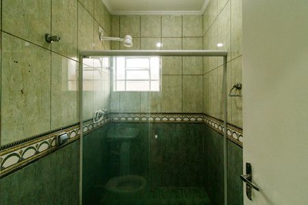 Banheiro de apartamento para alugar com 1 quarto, 45m² em Vila Isolina Mazzei, São Paulo