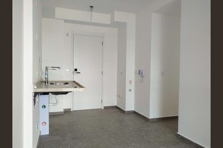 Sala e cozinha de apartamento à venda com 2 quartos, 48m² em Tatuapé, São Paulo