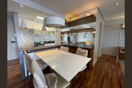 Sala de apartamento para alugar com 2 quartos, 81m² em Vila Sonia, São Paulo