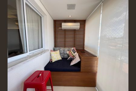 Varanda de apartamento para alugar com 2 quartos, 81m² em Vila Sonia, São Paulo