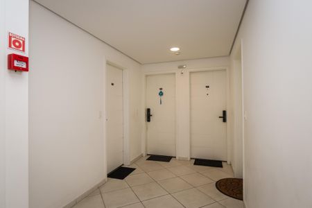Apartamento para alugar com 50m², 2 quartos e 1 vaga Apartamento para alugar com 50m², 2 quartos e 1 vagaHall Social