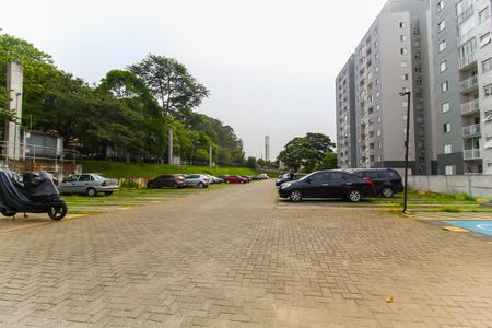 Apartamento à venda com 47m², 2 quartos e 1 vaga Apartamento à venda com 47m², 2 quartos e 1 vagaEstacionamento