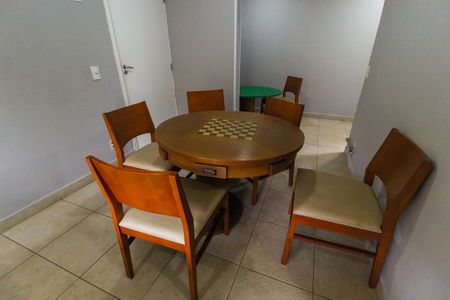 Apartamento à venda com 47m², 2 quartos e 1 vaga Apartamento à venda com 47m², 2 quartos e 1 vagaEspaço de Jogos