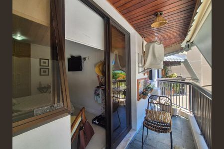 Apartamento à venda com 108m², 3 quartos e 2 vagasVaranda 