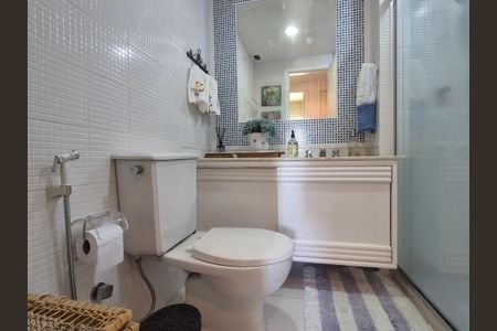 Apartamento à venda com 108m², 3 quartos e 2 vagasBanheiro 