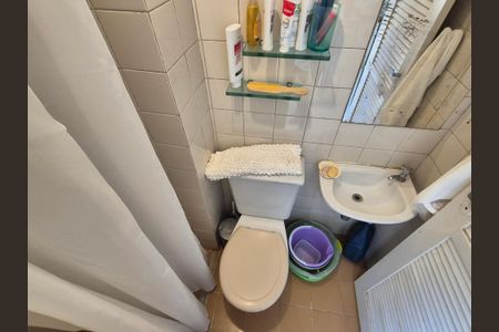 Apartamento à venda com 108m², 3 quartos e 2 vagasBanheiro de Serviço 