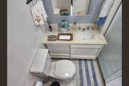 Apartamento à venda com 108m², 3 quartos e 2 vagasBanheiro 