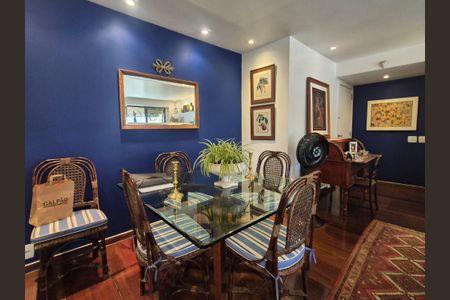 Apartamento à venda com 108m², 3 quartos e 2 vagasSala 