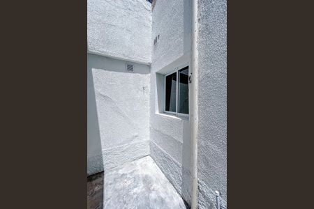 Apartamento à venda com 79m², 2 quartos e sem vagaÁrea externa