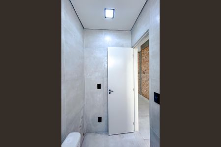 Apartamento à venda com 79m², 2 quartos e sem vagaBanheiro