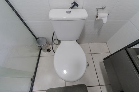 Banheiro de apartamento para alugar com 1 quarto, 30m² em Bela Vista, São Paulo