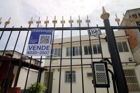 Apartamento à venda com 80m², 2 quartos e sem vagaPlaca