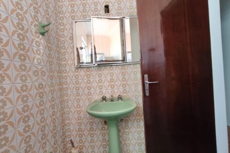 Casa para alugar com 220m², 2 quartos e 2 vagasBanheiro