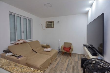 Casa à venda com 408m², 11 quartos e 3 vagas Casa à venda com 408m², 11 quartos e 3 vagasSala 3