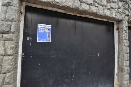 Casa à venda com 408m², 11 quartos e 3 vagas Casa à venda com 408m², 11 quartos e 3 vagasFachada