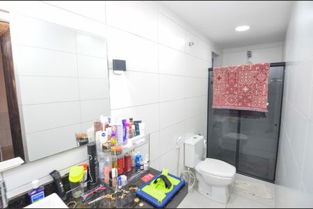 Casa à venda com 408m², 11 quartos e 3 vagas Casa à venda com 408m², 11 quartos e 3 vagasBanheiro da Suíte 2