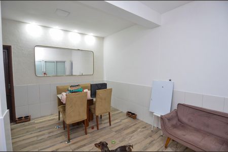 Casa à venda com 408m², 11 quartos e 3 vagas Casa à venda com 408m², 11 quartos e 3 vagasSala 3