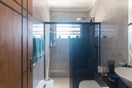Apartamento para alugar com 66m², 2 quartos e 1 vagaBanheiro