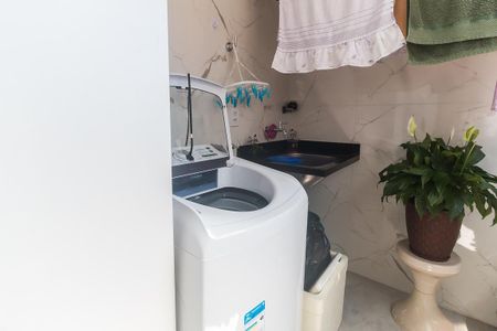 Apartamento para alugar com 66m², 2 quartos e 1 vagaÁrea de Serviço