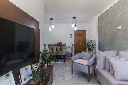 Apartamento para alugar com 66m², 2 quartos e 1 vagaSala