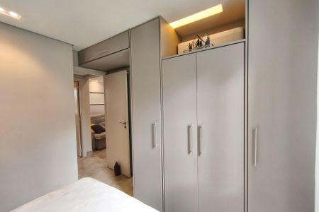 Apartamento à venda com 73m², 2 quartos e 2 vagas Apartamento à venda com 73m², 2 quartos e 2 vagasQuarto Suíte