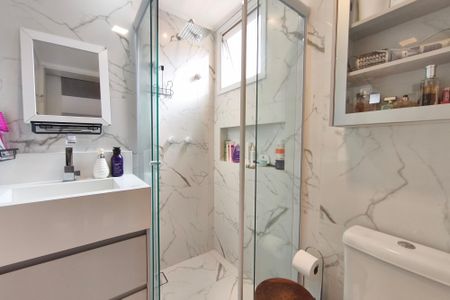 Apartamento à venda com 73m², 2 quartos e 2 vagas Apartamento à venda com 73m², 2 quartos e 2 vagasBanheiro Suíte