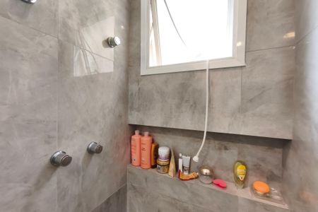 Apartamento à venda com 73m², 2 quartos e 2 vagas Apartamento à venda com 73m², 2 quartos e 2 vagasBanheiro Social