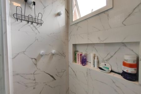 Banheiro Suíte de apartamento à venda com 2 quartos, 73m² em Jardim São Vicente, Campinas